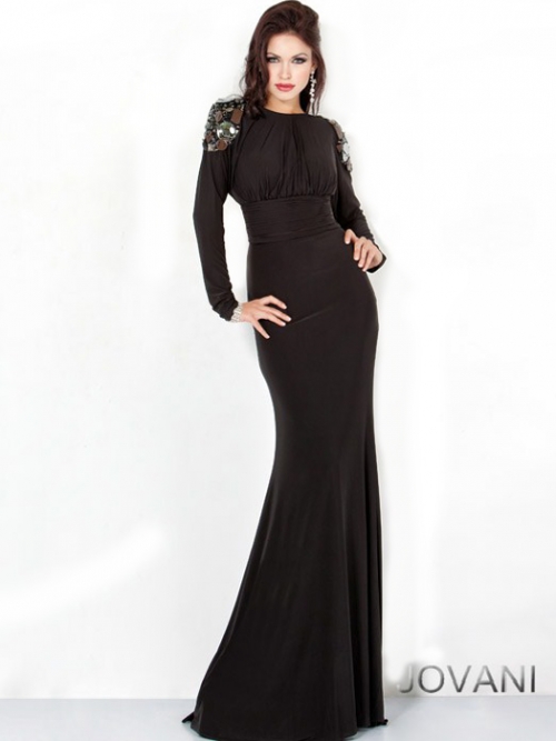 3-jewel-embellished-gown-10-evening-dresses-with-long-sleeves
