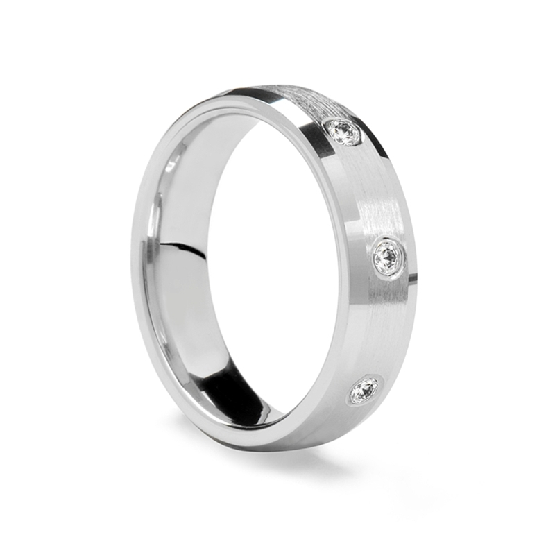 1-beveled-palladium-ring-with-diamonds-10-palladium-wedding-rings