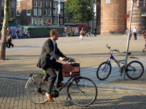 bicyle-amsterdam