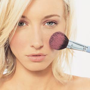 Basic Secrets in Using Makeup