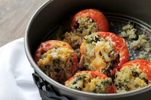 quinoa stuffed tomatoes