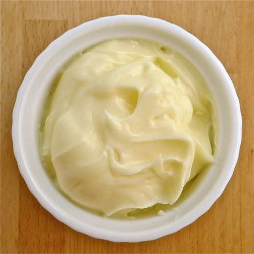mayonnaise face mask
