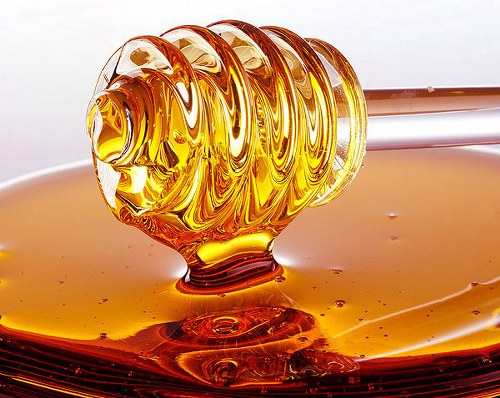 Home Remedies for Sore Throat honey