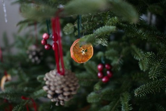 Christmas Tree Decorations natural