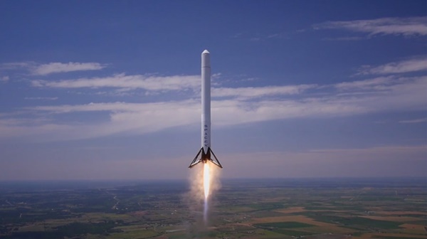 8 major events of 2015 - The SpaceX Falcon 9 Re-usable Rocket pictured here.